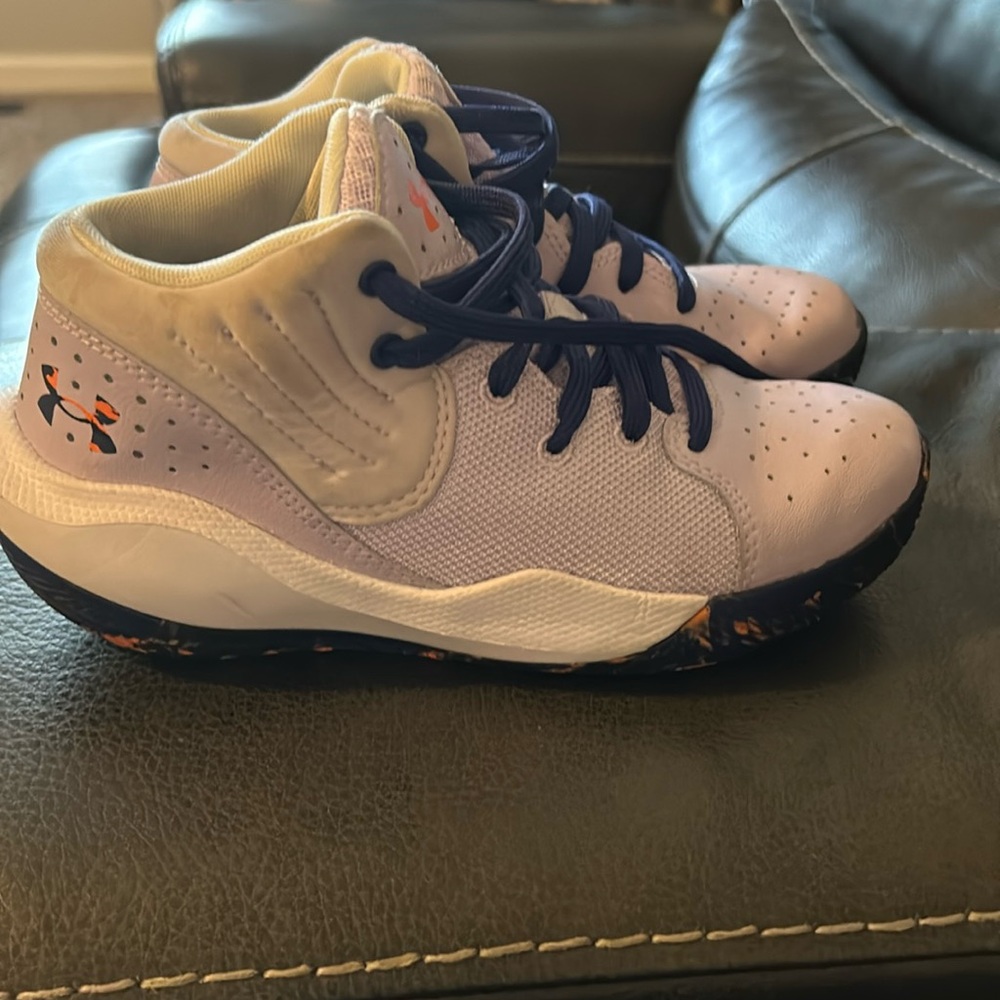 Under Armour Jet Gs Girls Basketball Shoes